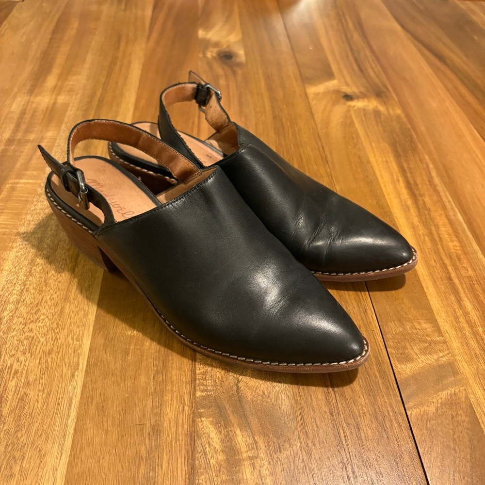 MADEWELL The Jess Slingback Leather Mule in Black